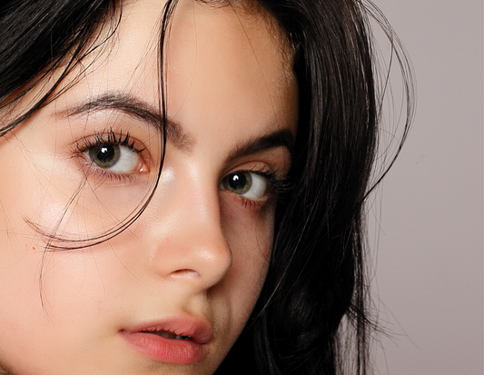What are Pores and How to Minimize Appearance of Enlarged Pores